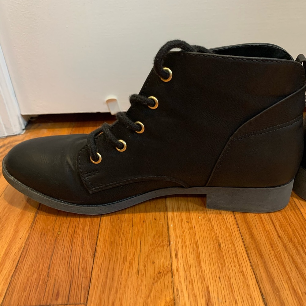 Ankle boots